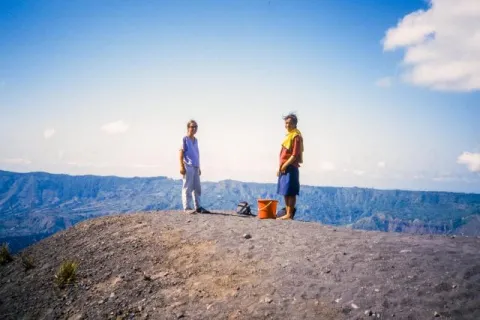 Auf dem Kraterrand des Batur