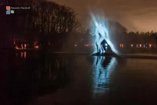 Nächtlicher Zauber im Park von Mechelen