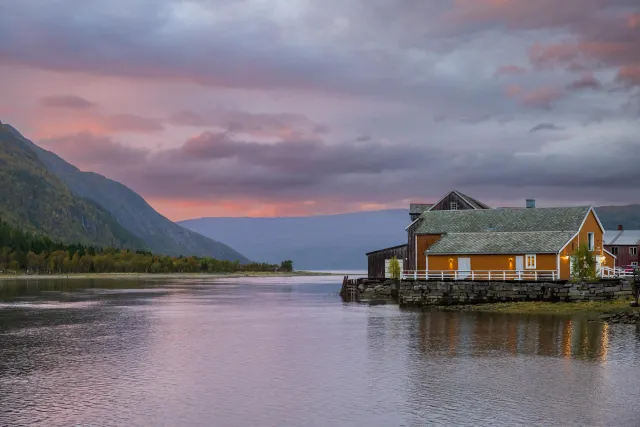 Sonnenuntergang am Vefsnfjord