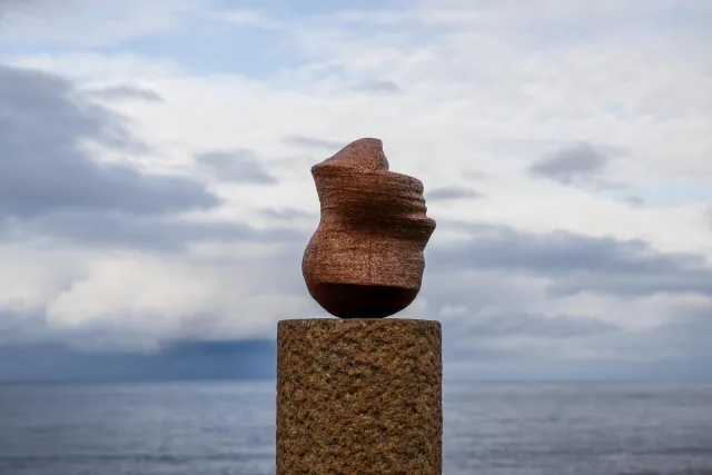 The sculpture "Head" by Markus Raetz in Eggum on the Lofoten