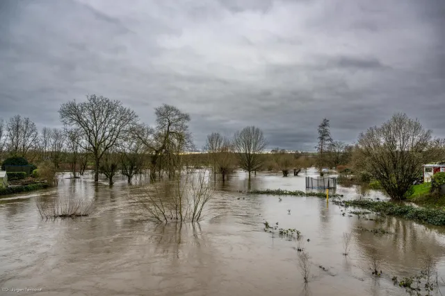 Flooding at the inflow of the Bröl into the Sieg