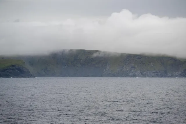 Die Shetlands unter Wolken