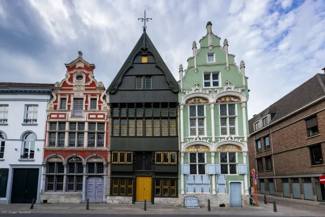 The three houses: St. Joseph, the little devils and the paradise on the banks of the Dijle